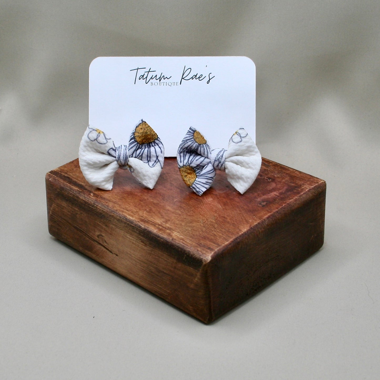 Dainty Daisy Piggie Set