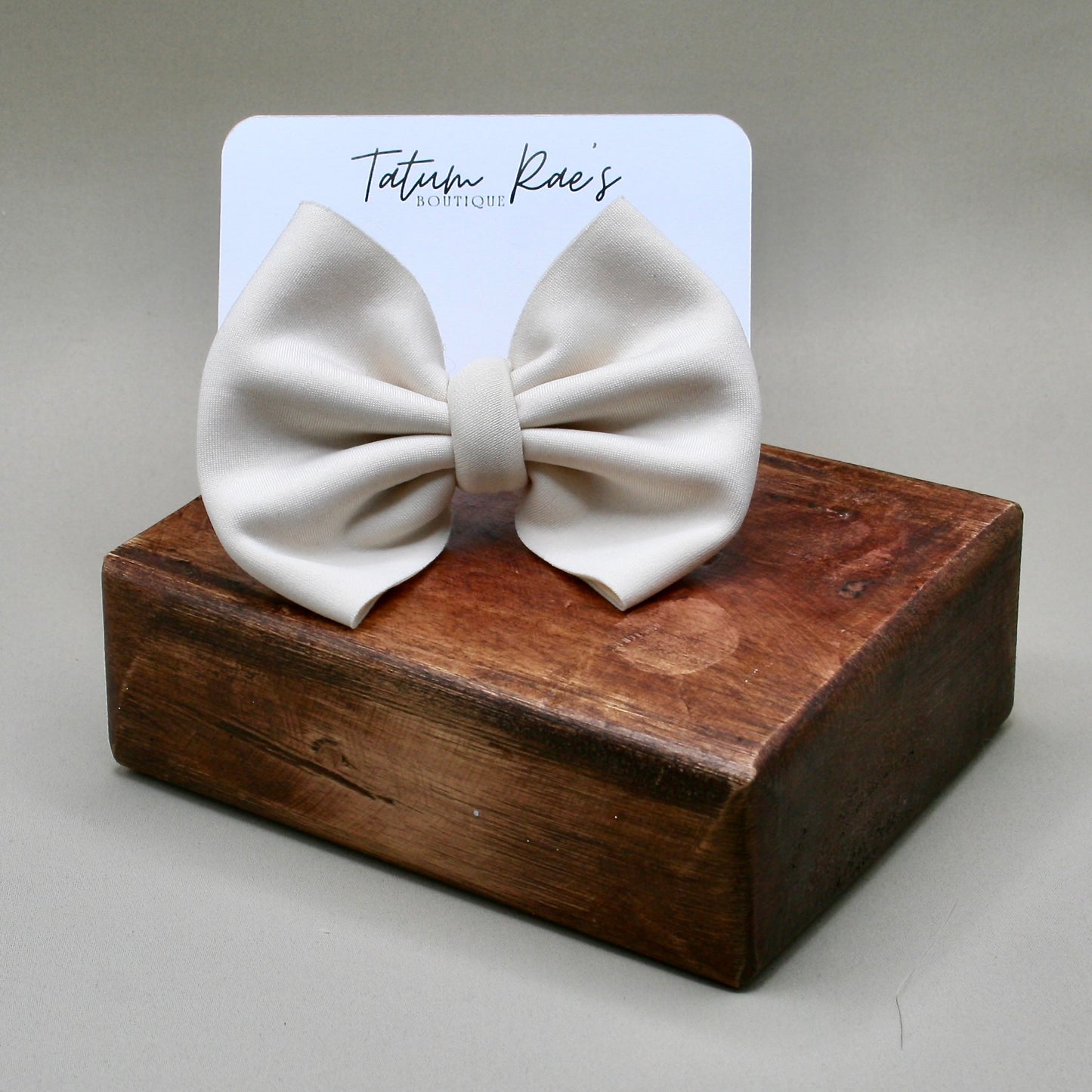 Pearl Clip Bow