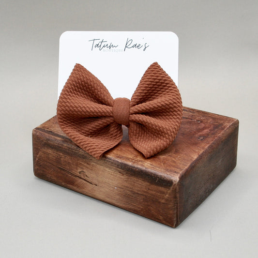 Tobacco Clip Bow